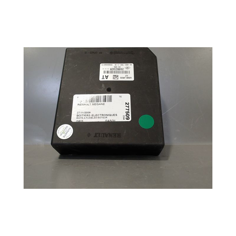 BOITE A FUSIBLES RENAULT MEGANE