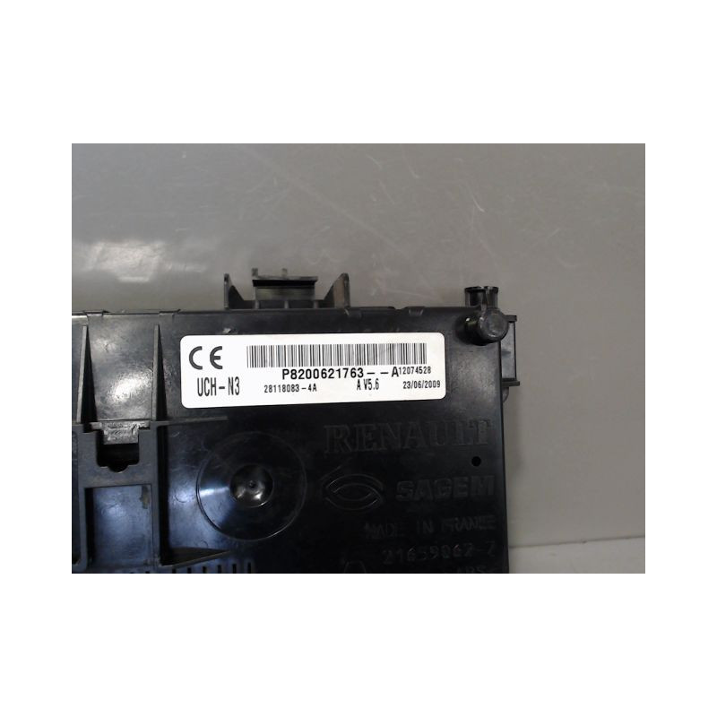 BOITIER GESTION HABITACLE RENAULT CLIO