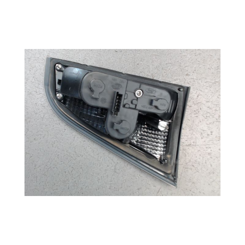FEU ARRIERE INTERIEUR DROIT FORD S-MAX