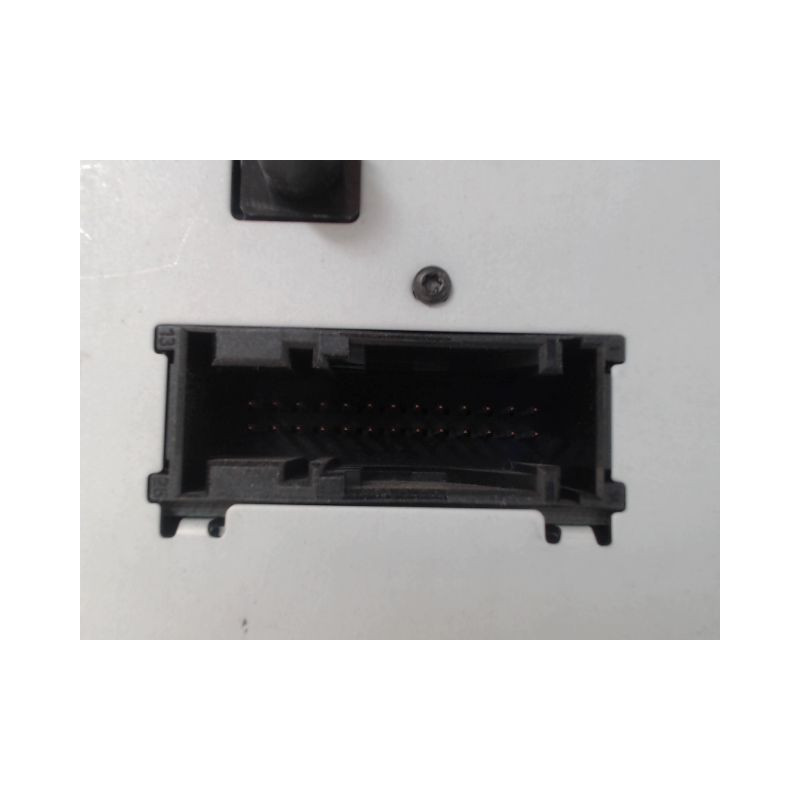 AUTORADIO VOLKSWAGEN PASSAT 2010-