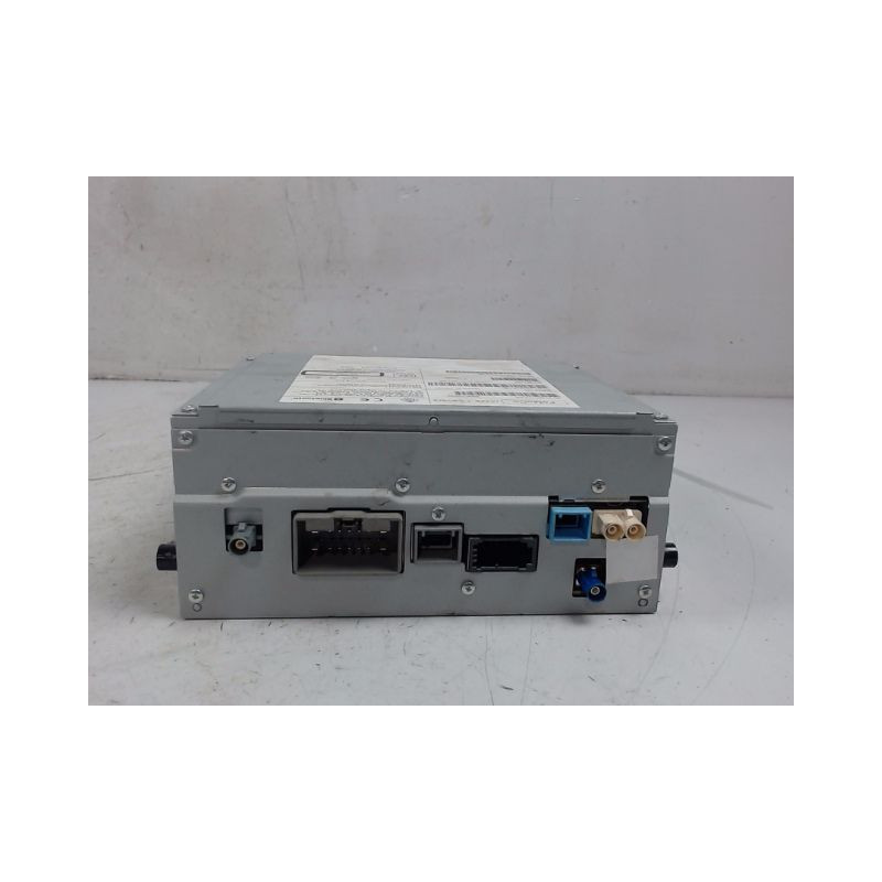 AUTORADIO VOLVO V40 2000-