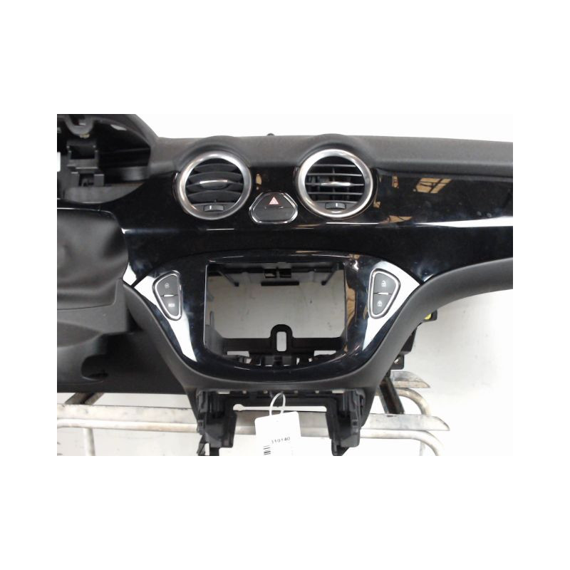 PLANCHE DE BORD  OPEL ADAM