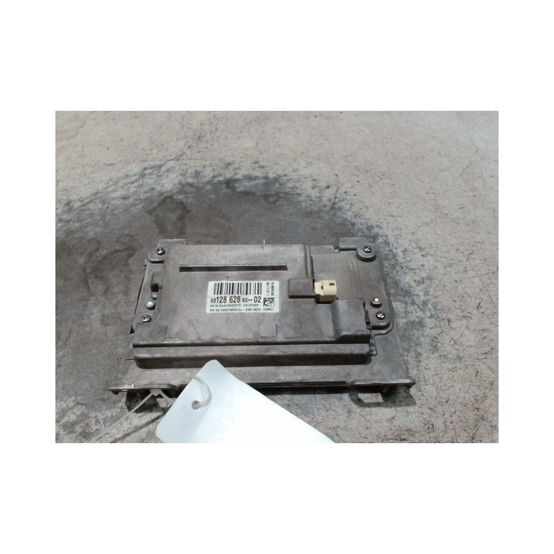 ECRAN GPS PEUGEOT 208