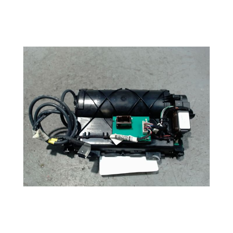 ECRAN GPS PEUGEOT 3008 2009-