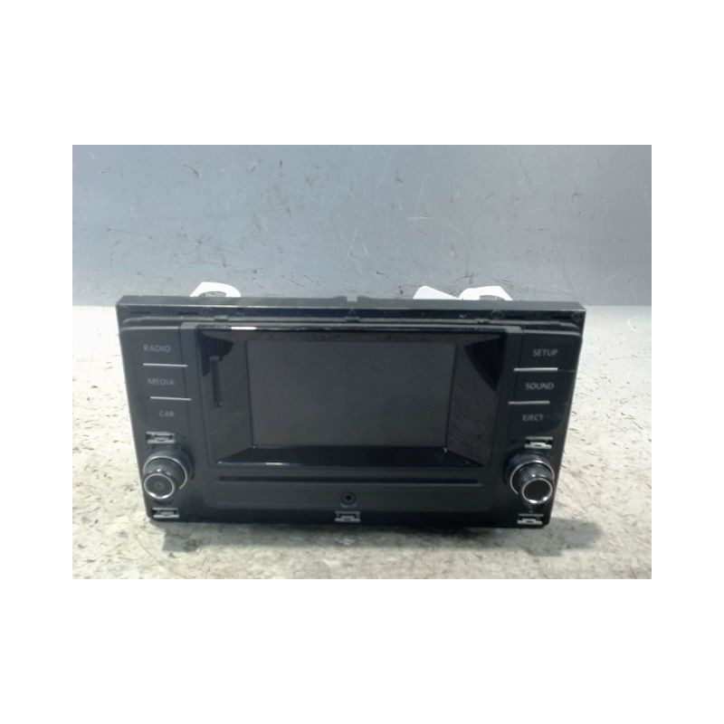 AUTORADIO VOLKSWAGEN GOLF