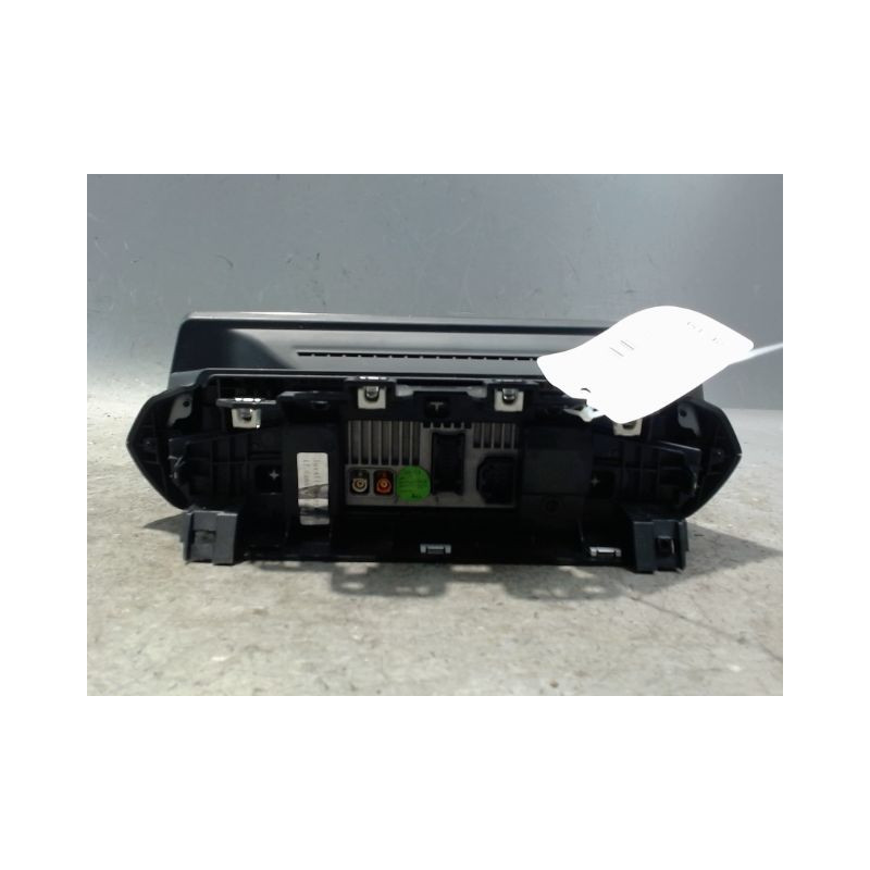 ECRAN GPS PEUGEOT 208