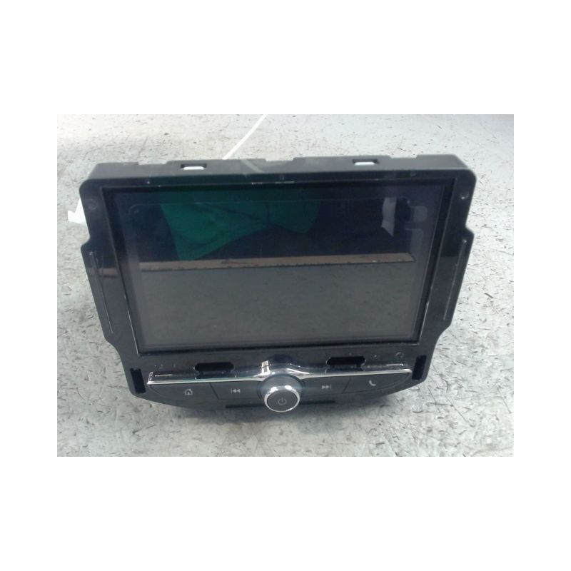 ECRAN GPS OPEL CORSA 2010-