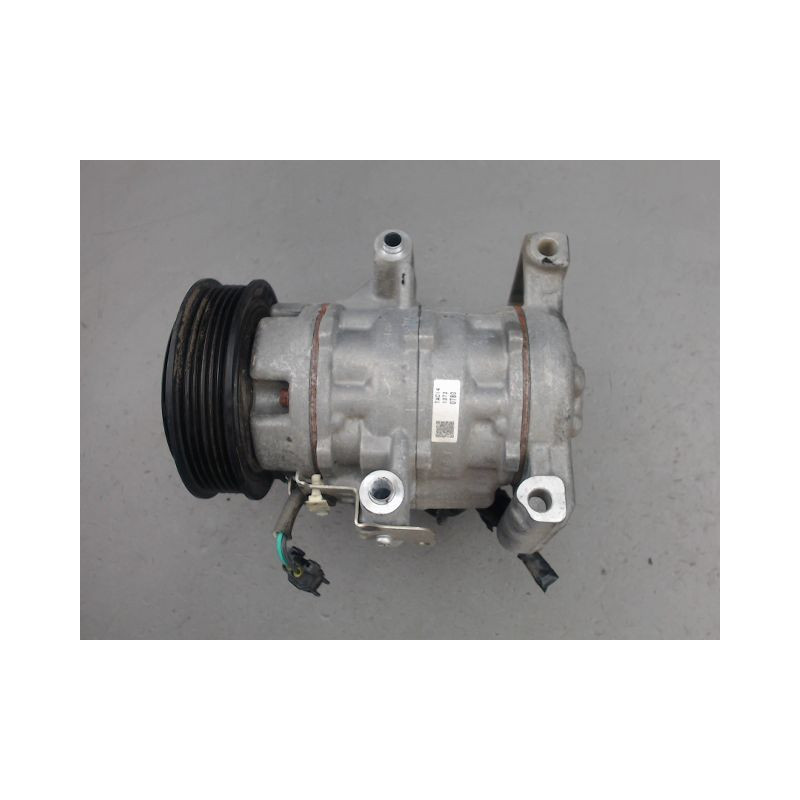 COMPRESSEUR AIR CONDITIONNE FORD KA+