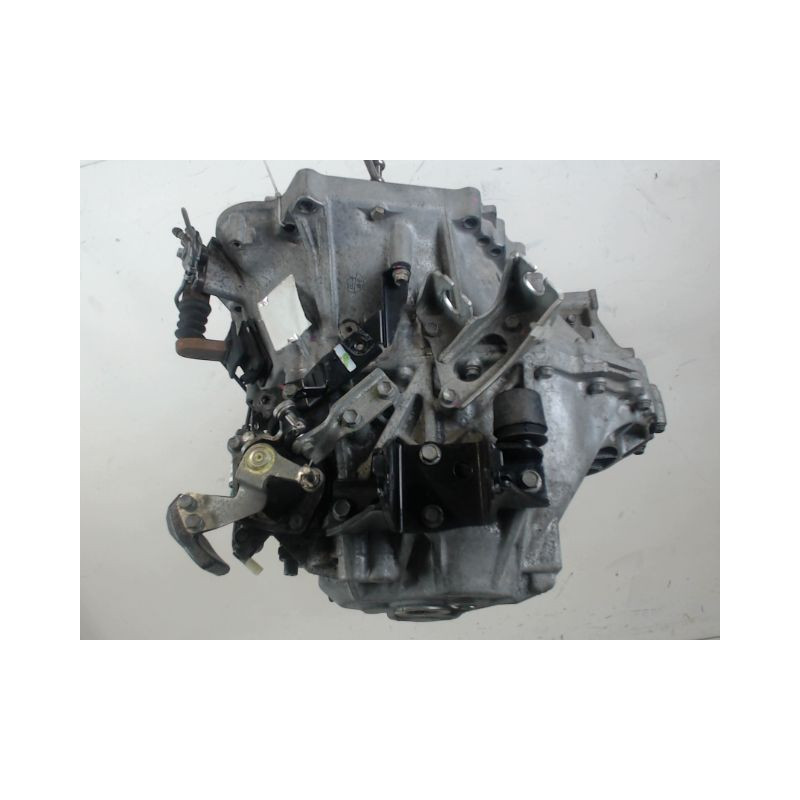 BOITE A VITESSE MECANIQUE TOYOTA VERSO 2.0 D-4D 