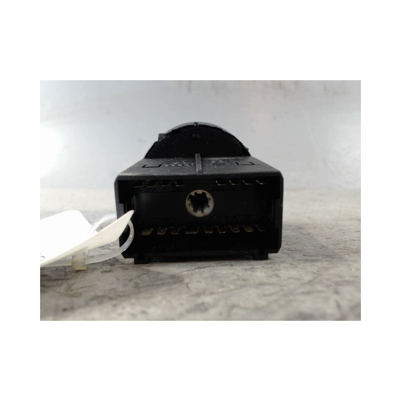 COMMANDE ECLAIRAGE VOLKSWAGEN POLO 2009-