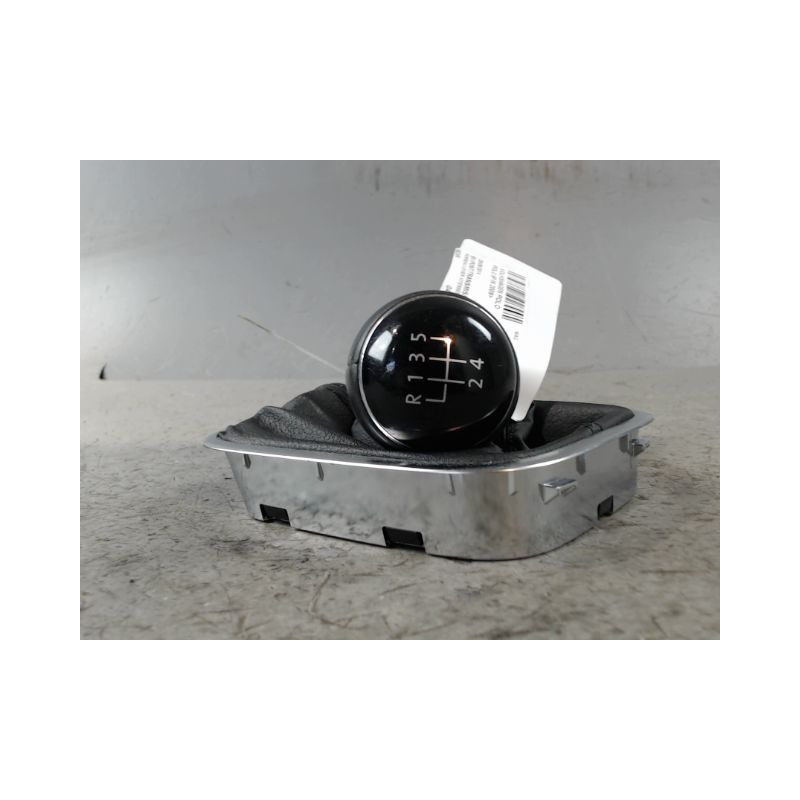 POMMEAU LEVIER VITESSES VOLKSWAGEN POLO 2009- 1.6 TDI