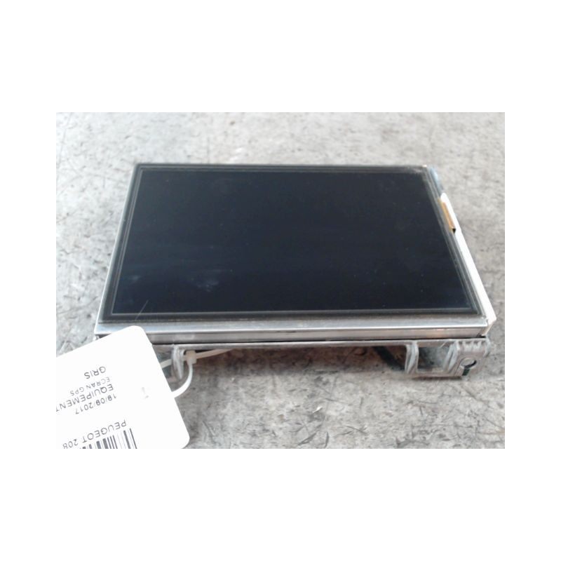 ECRAN GPS PEUGEOT 208