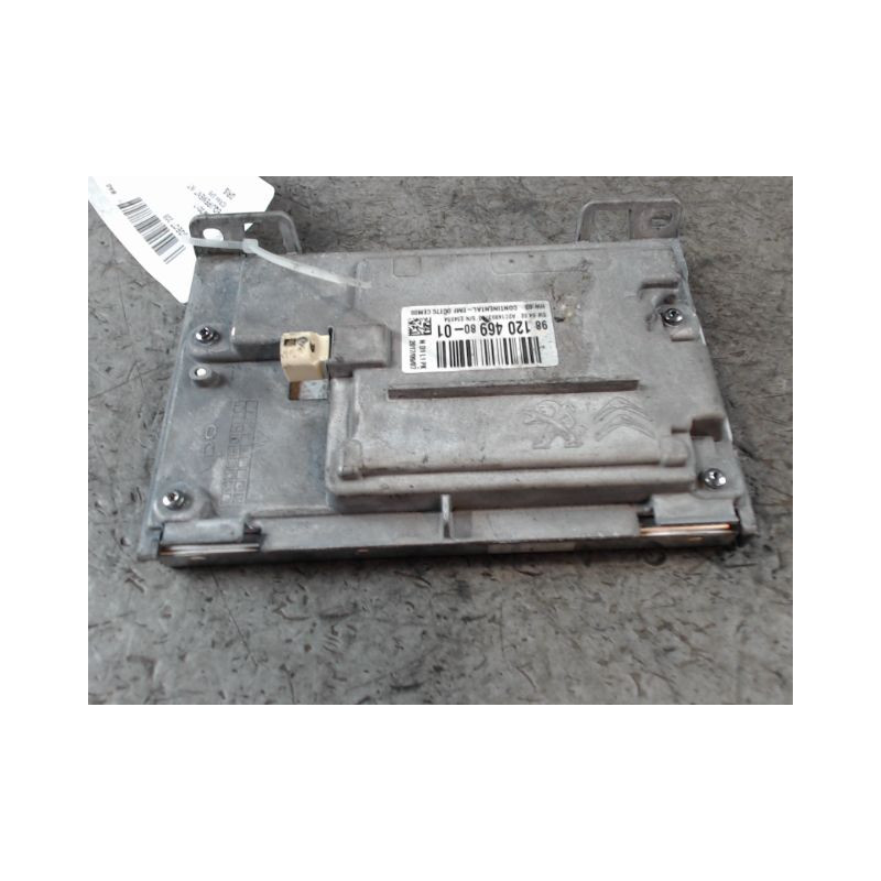 ECRAN GPS PEUGEOT 208