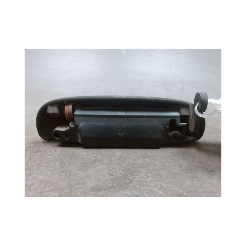 POIGNEE EXTERIEURE PORTE AVANT DROIT FORD KA