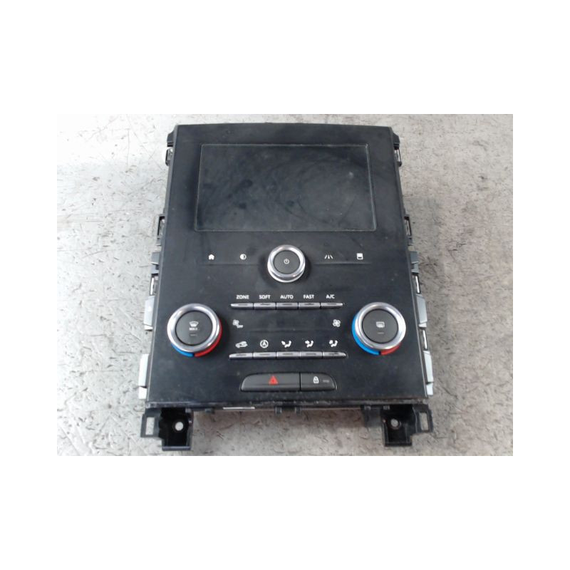 ECRAN GPS RENAULT MEGANE