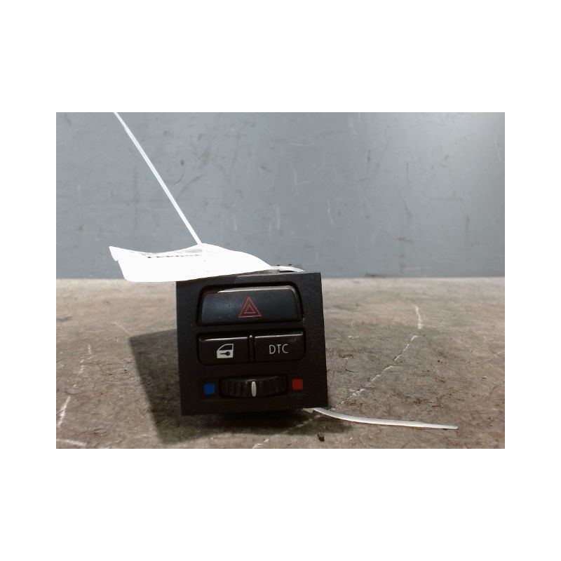 BOUTON DE WARNING B.M.W. SERIE 3