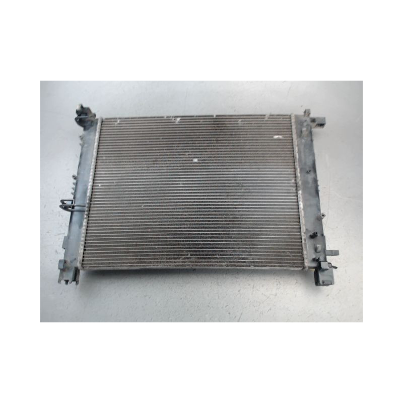 RADIATEUR DACIA DUSTER