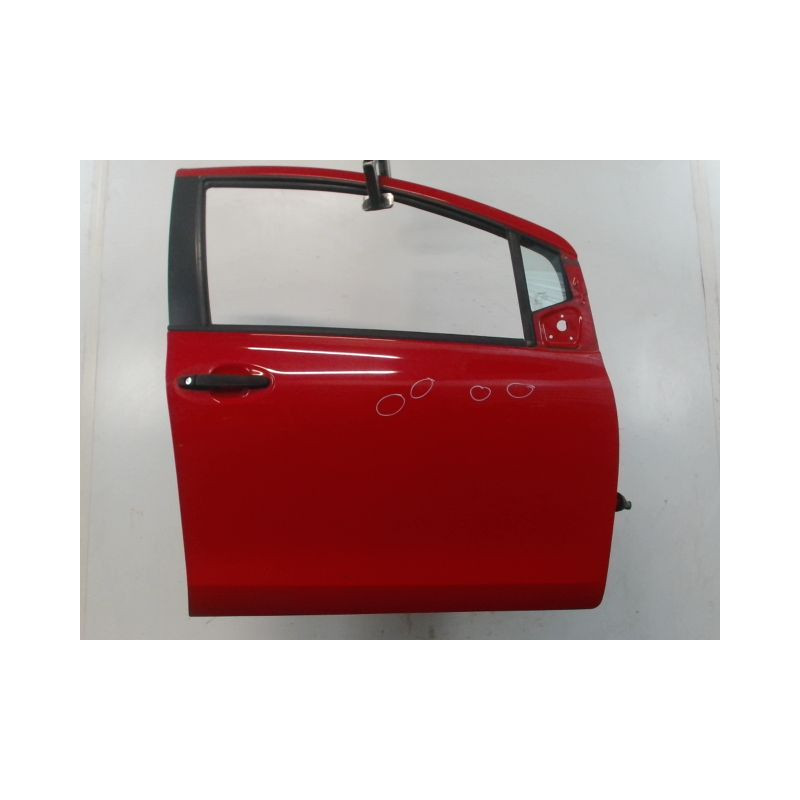 PORTE AVANT DROIT TOYOTA YARIS