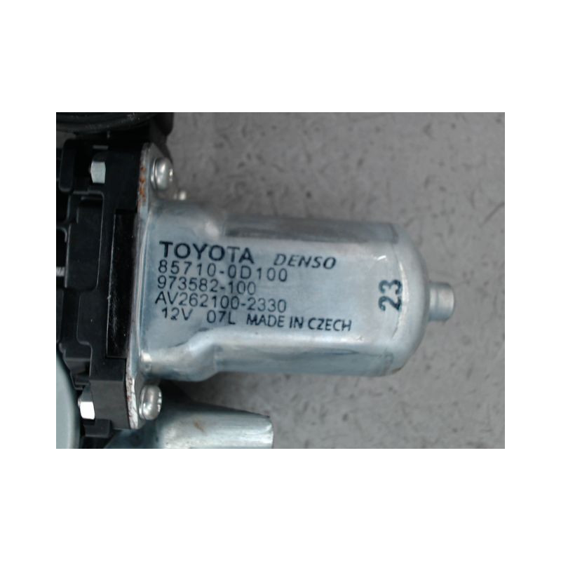 MECANISME LEVE-GLACE AVANT DROIT TOYOTA YARIS