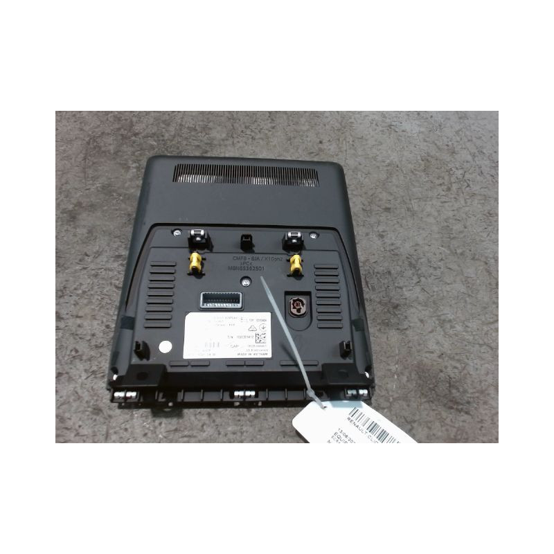 ECRAN GPS RENAULT CLIO