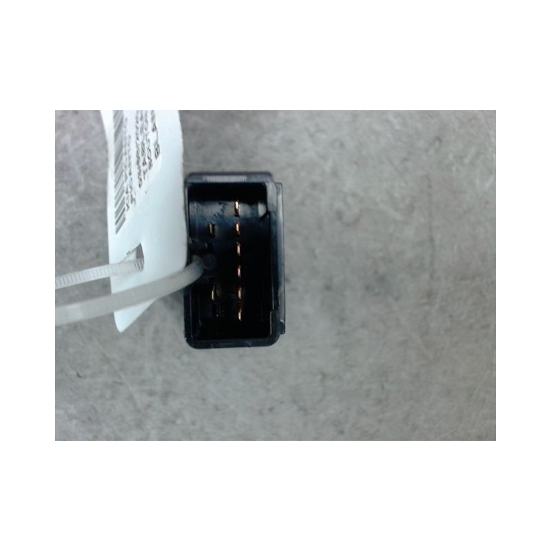 BOUTON DE WARNING KIA PICANTO