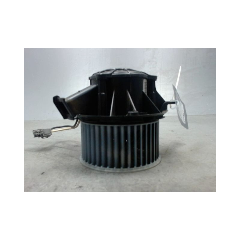 MOTEUR VENTILATEUR CHAUFFAGE OPEL ZAFIRA