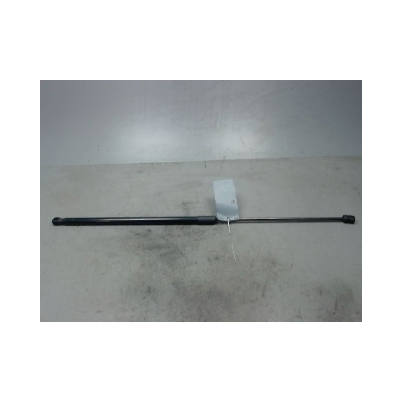 VERIN CAPOT D AUDI Q3