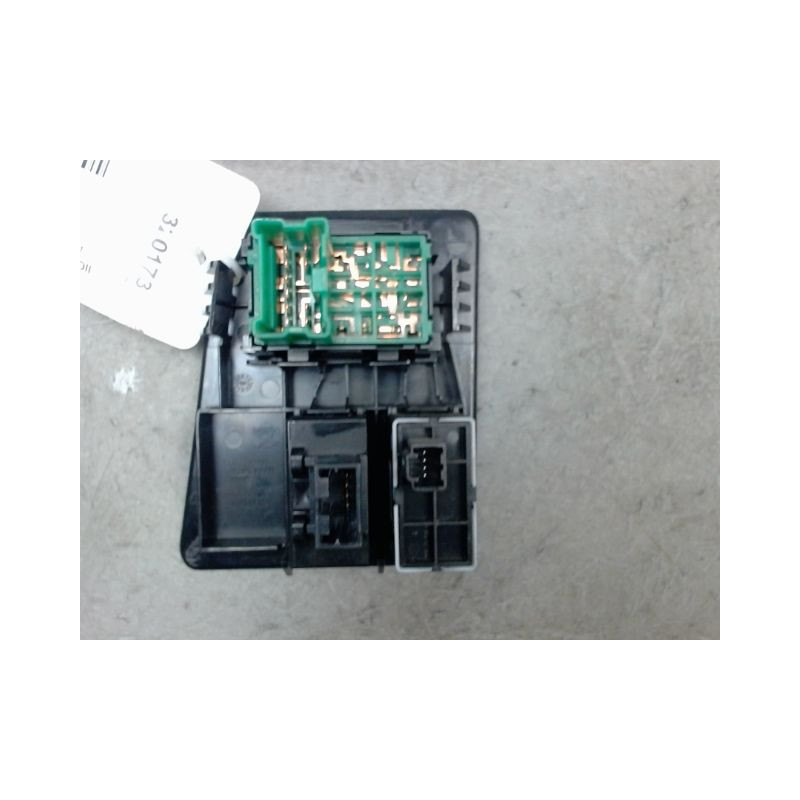COMMANDE RETROVISSEUR EXTERIEUR ELECTRIQUE NISSAN QASHQAI