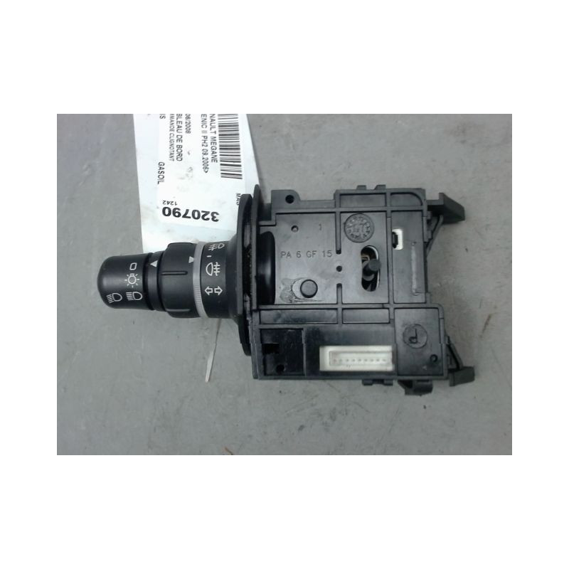 COMMANDE CLIGNOTANT RENAULT SCENIC II PH2 2006-