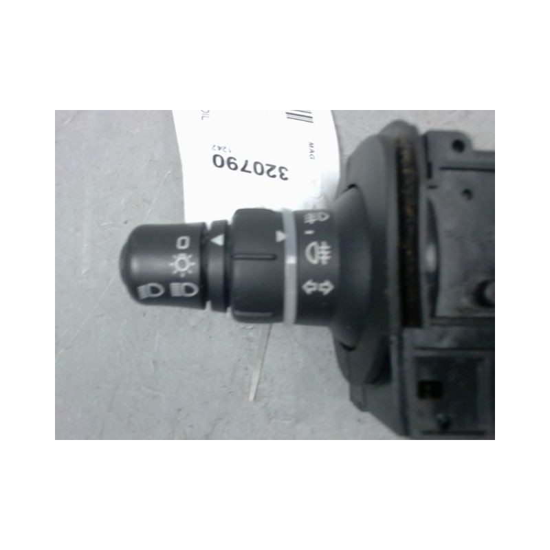 COMMANDE CLIGNOTANT RENAULT SCENIC II PH2 2006-