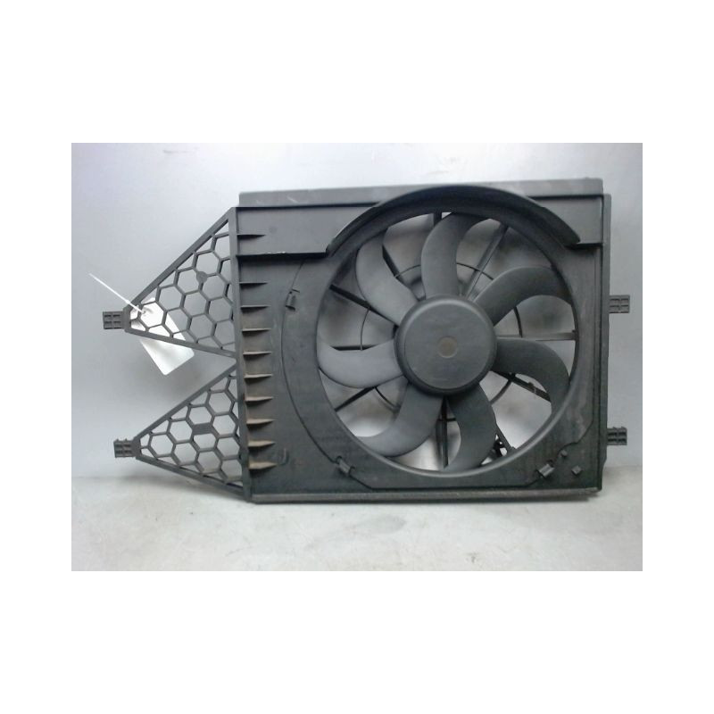 SUPPORT DE VENTILATEUR SEAT IBIZA 2008-