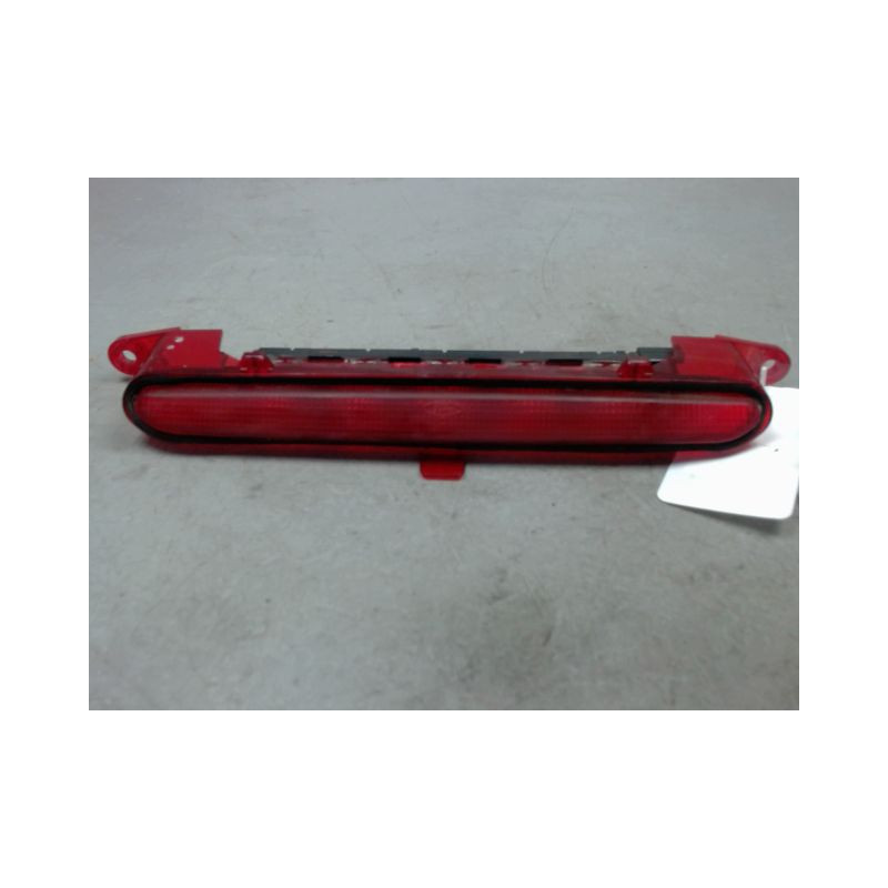 FEUX STOP SUPPLEMENTAIRE FORD FOCUS