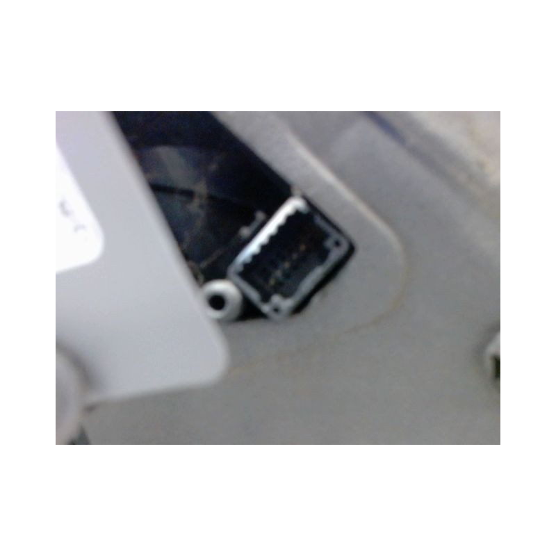 RETROVISEUR EXTERIEUR ELECTRIQUE GAUCHE RENAULT CLIO III 2005-