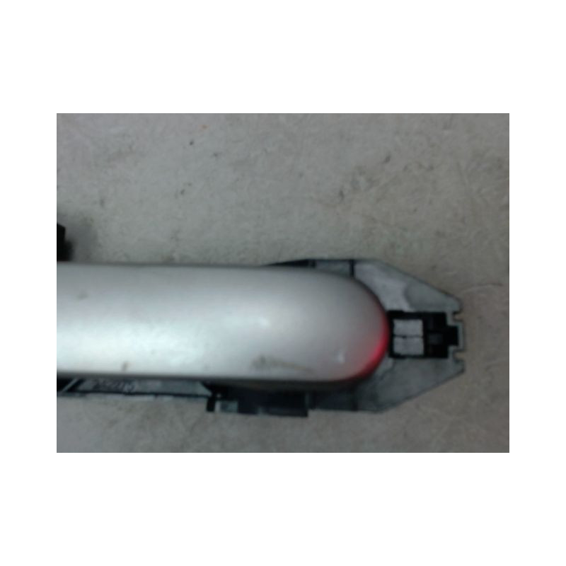POIGNEE EXTERIEURE PORTE AVANT DROIT NISSAN MICRA