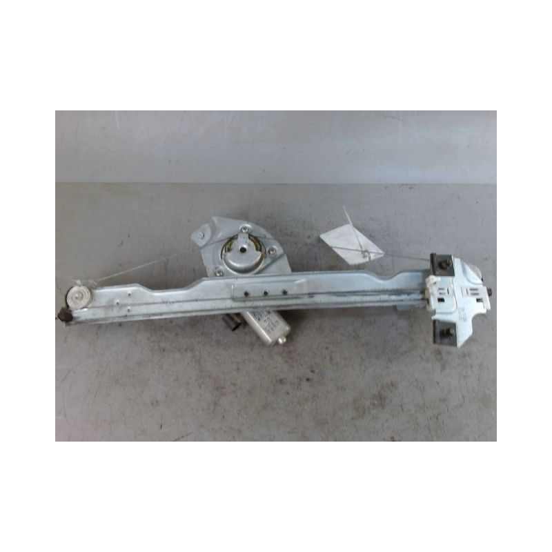 MECANISME+MOTEUR LEVE-GLACE AVANT GAUCHE DACIA DUSTER