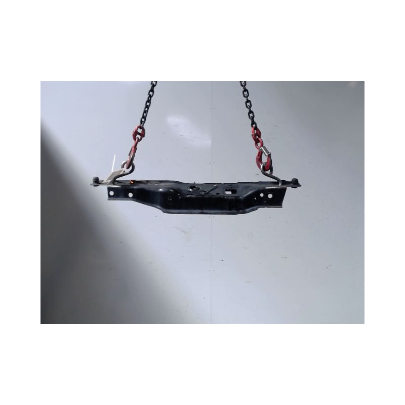 TRAVERSE SUPERIEURE ARMATURE AVANT OPEL ADAM