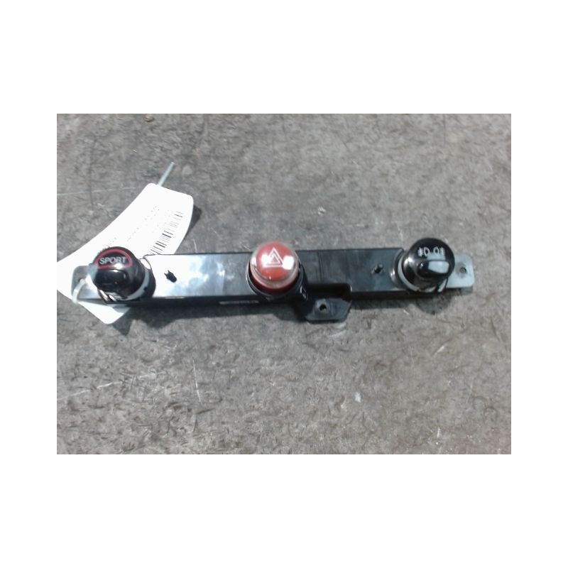 BOUTON DE WARNING FIAT 500 C 09-