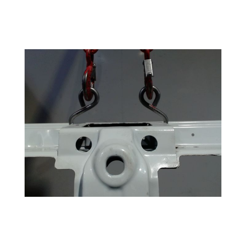 TRAVERSE SUPERIEURE ARMATURE AVANT DACIA LOGAN