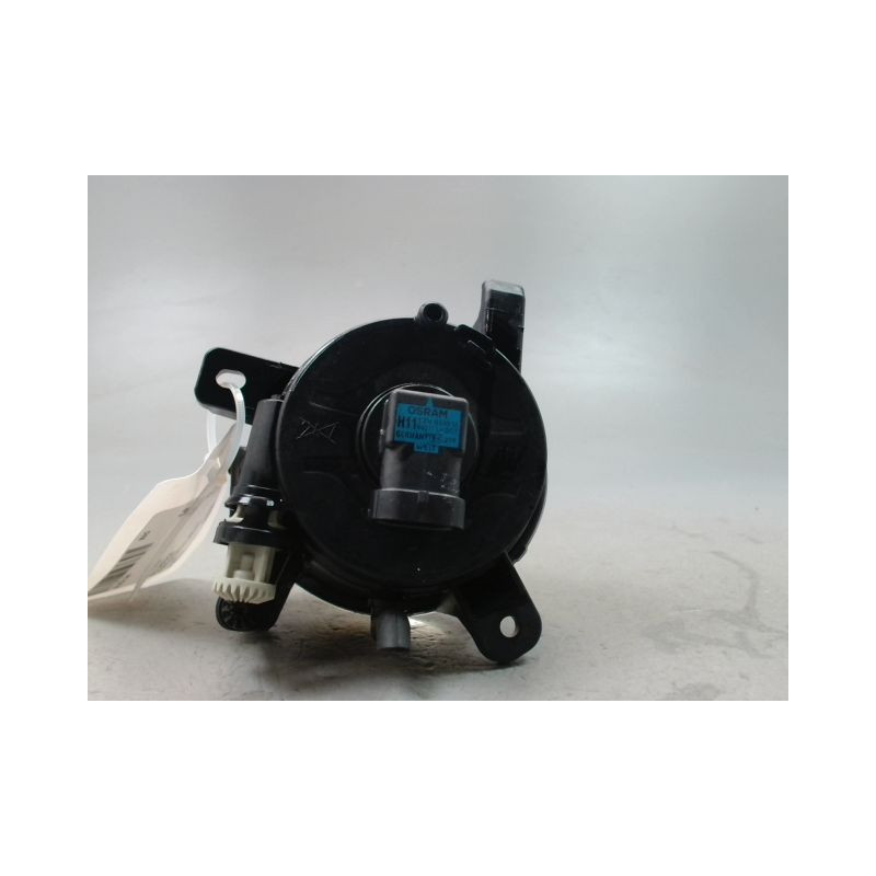 PHARE ANTIBROUILLARD AVANT DROIT AUDI A4