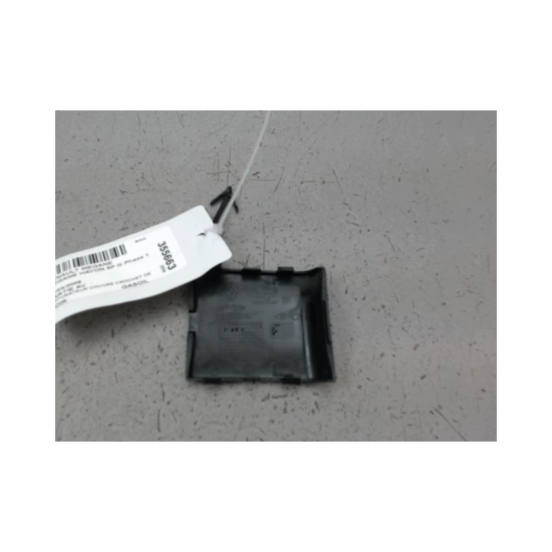 OBTURATEUR COUVRE CROCHET DE BOUCLIER AV RENAULT MEGANE III Phase 1 2008-2012