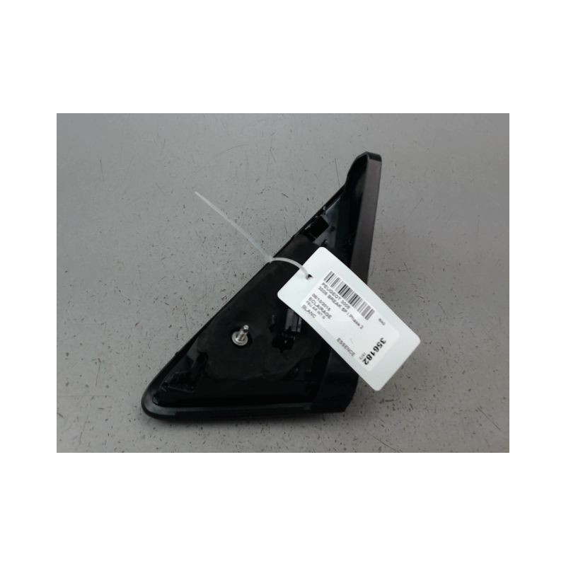 FEU ARRIERE INTERIEUR GAUCHE PEUGEOT 3008 BREAK I PHASE 2 2013-...