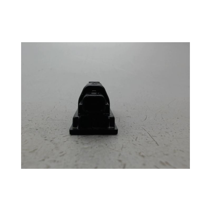 ECLAIREUR PLAQUE DE POLICE DROIT RENAULT CLIO IV Phase 1 2012-...