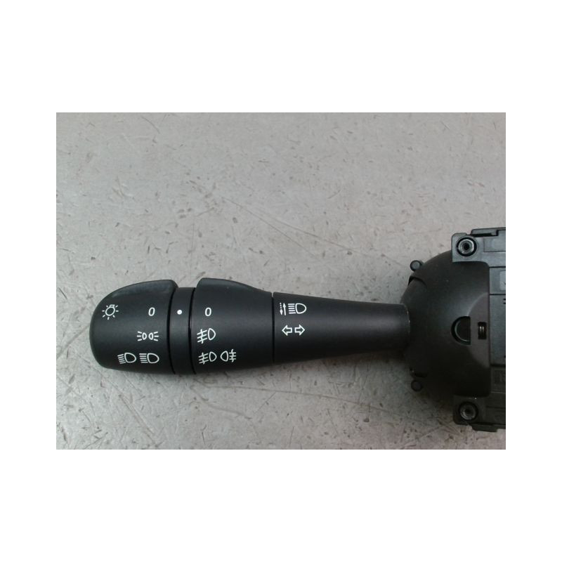 COMMANDE ECLAIRAGE RENAULT CLIO IV Phase 1 2012-...