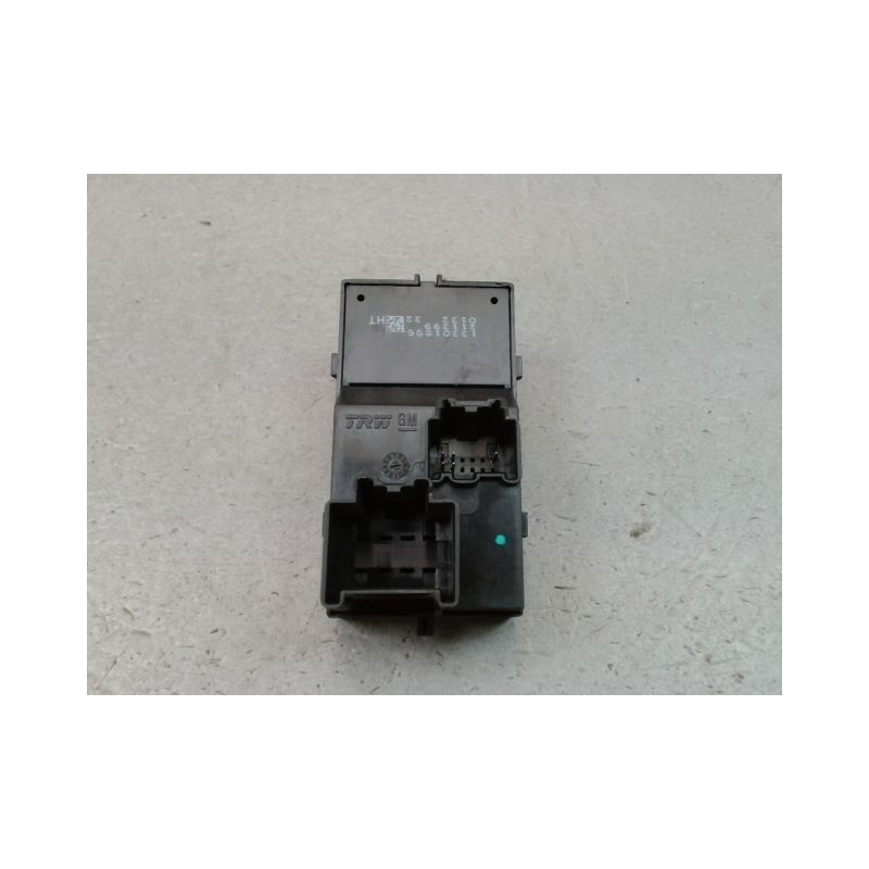 COMMANDE LEVE-GLACE PORTE AVD OPEL MERIVA 2006-