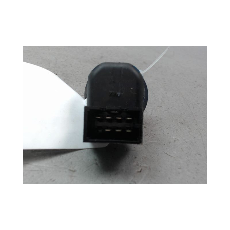 COMMANDE RETROVISSEUR EXTERIEUR ELECTRIQUE RENAULT TWINGO I Phase 1 1993-1998
