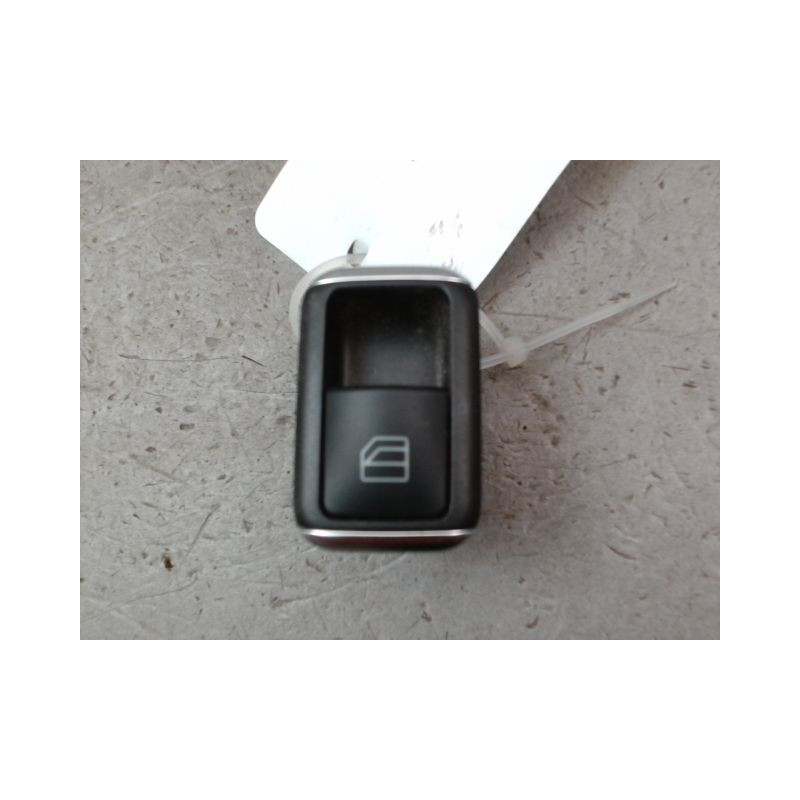 COMMANDE LEVE-GLACE PORTE ARG MERCEDES CLASSE C BREAK 2004-