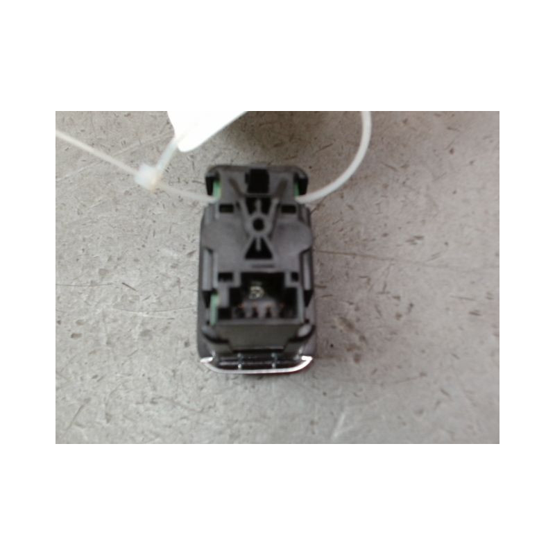 COMMANDE LEVE-GLACE PORTE ARG MERCEDES CLASSE C BREAK 2004-