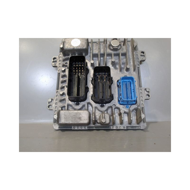 CALCULATEUR MOTEUR OPEL CORSA