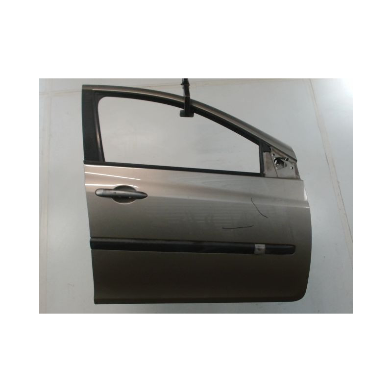 PORTE AVANT DROIT RENAULT CLIO