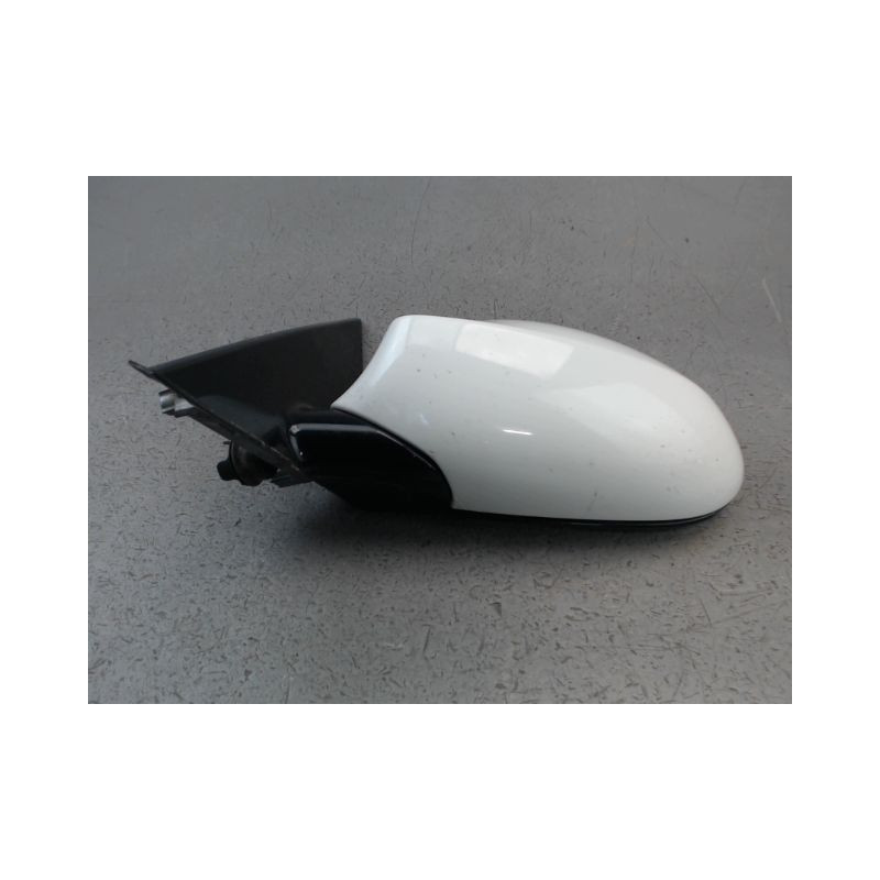 RETROVISEUR EXTERIEUR ELECTRIQUE GAUCHE B.M.W. SERIE 1